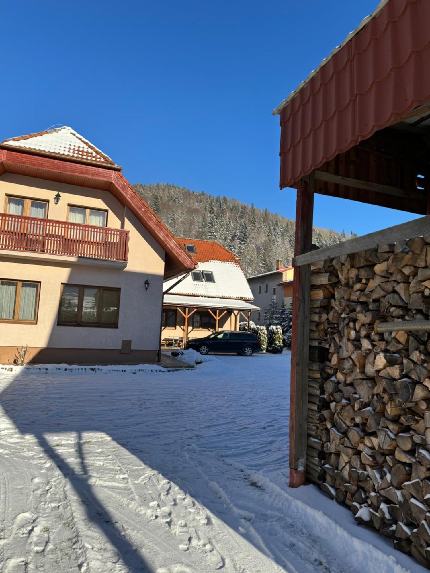 Appartamento Lutra Montana Relov Esterno foto